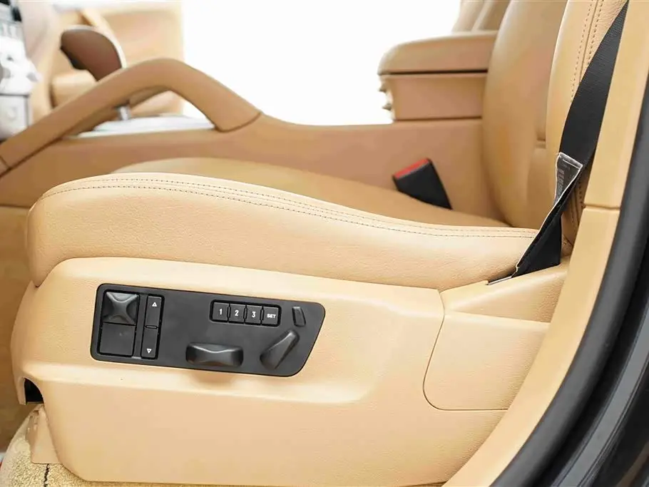 Porsche Cayenne 2008 — Photo 7/20