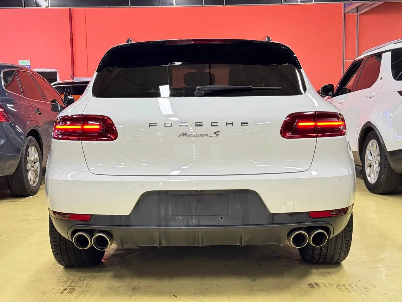 Porsche Macan 2016 — Photo 6/20