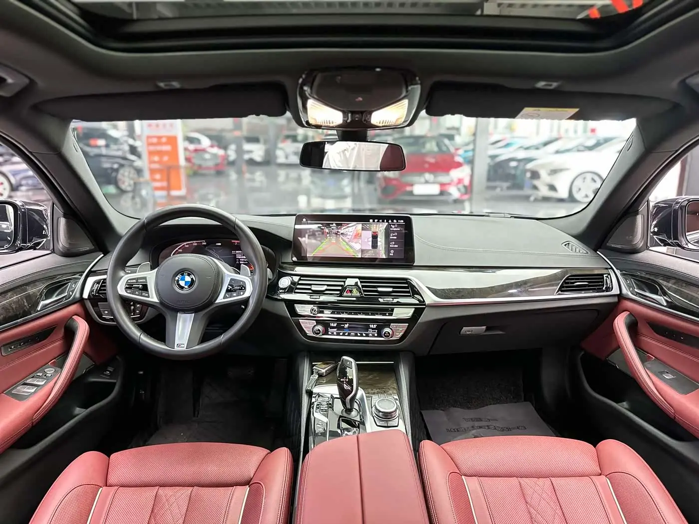 BMW 5 Series 2022 — Photo 9/9