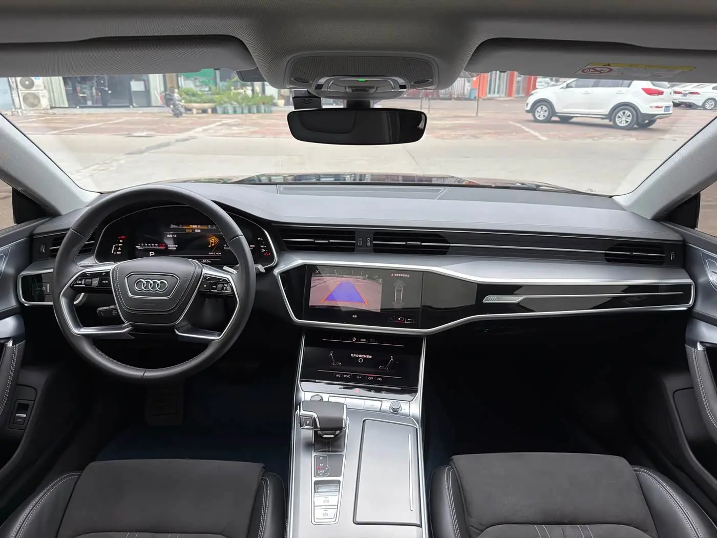 Audi A7L 2024 — Photo 13/15