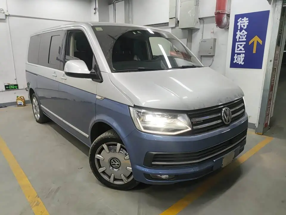 Volkswagen Multivan 2019 — Фото 2/8