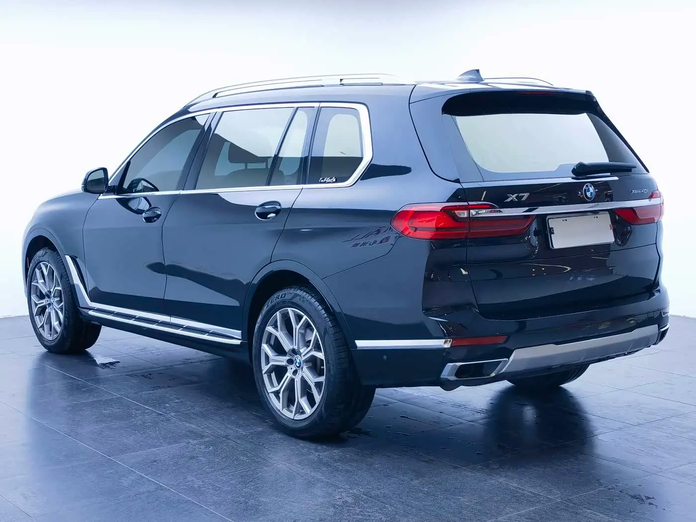 BMW X7 2022 — Фото 4/18