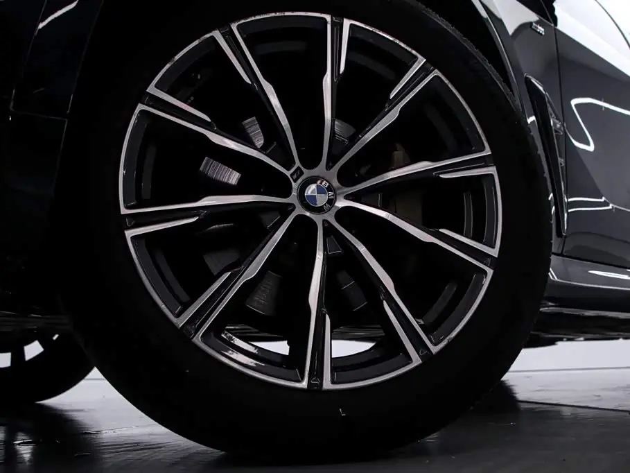 BMW X5 2023 — Photo 20/20