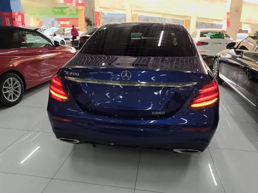 Mercedes-Benz E-Class 2018 — Фото 6/20