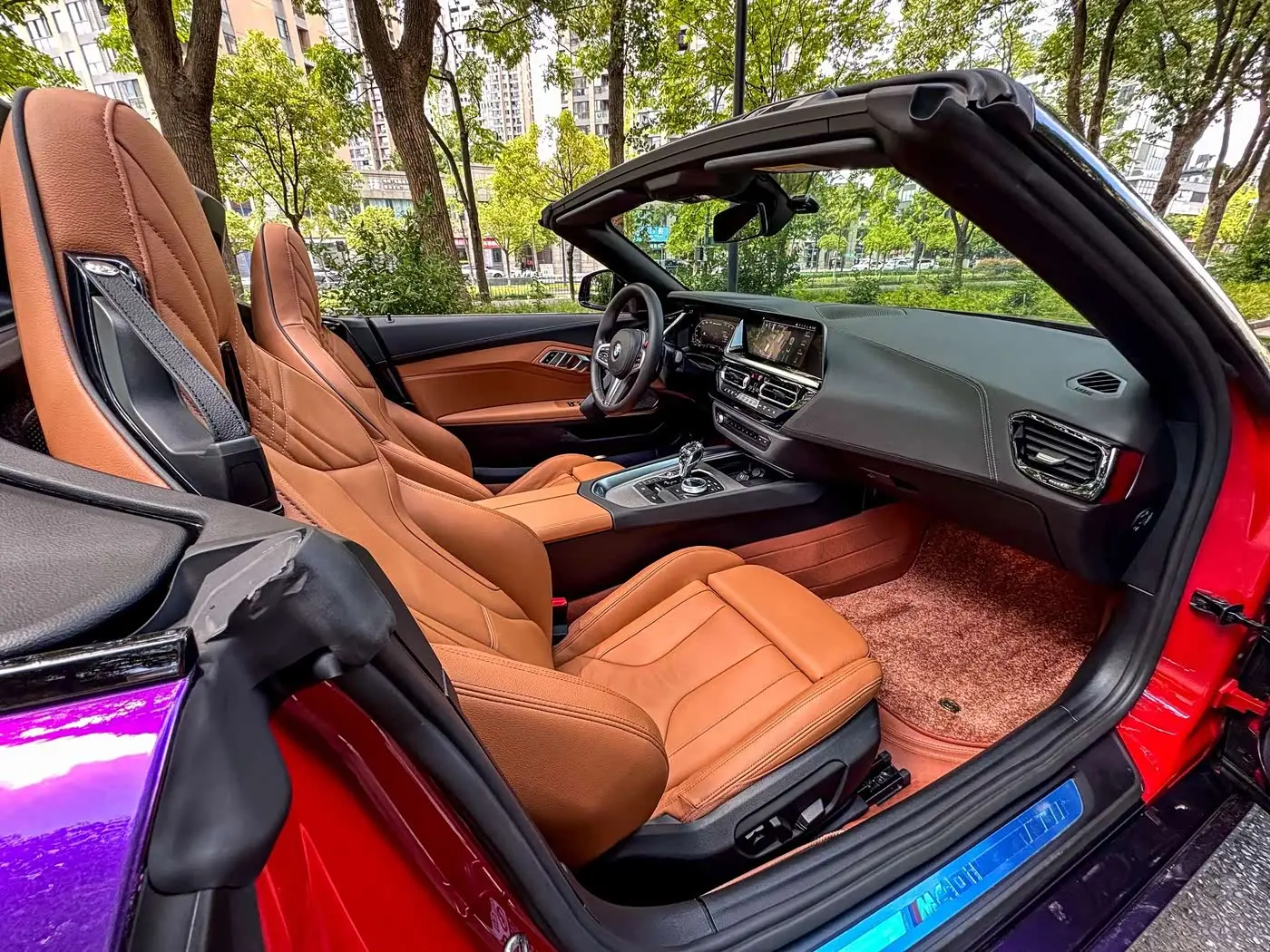BMW Z4 2022 — Фото 8/15