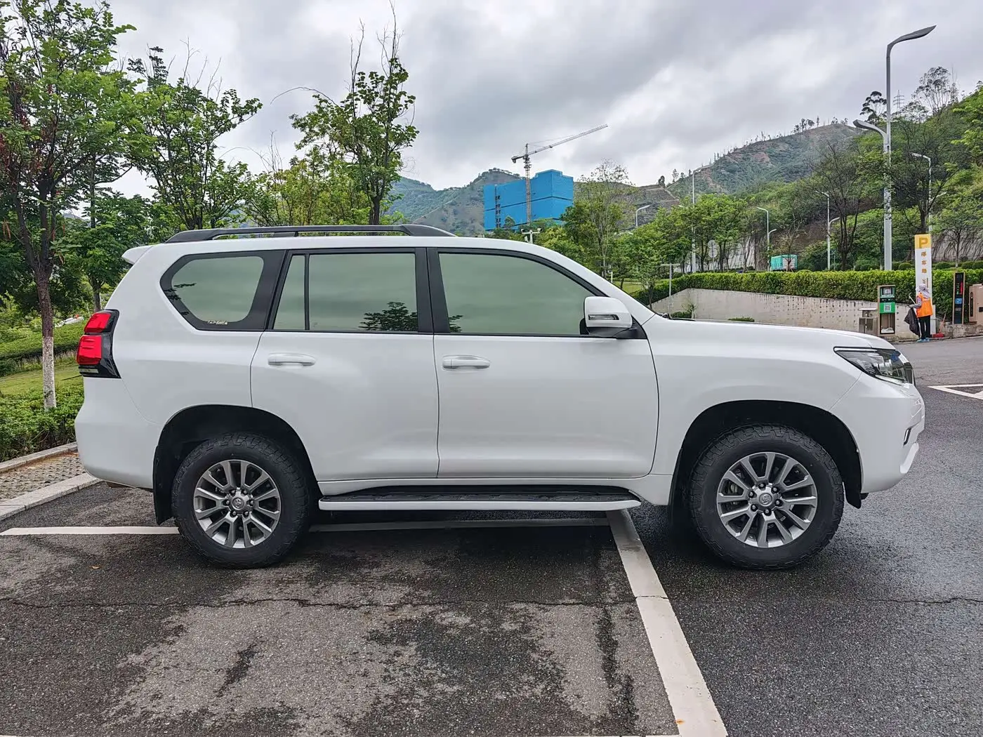 Toyota Prado 2018 — Şəkil 15/17