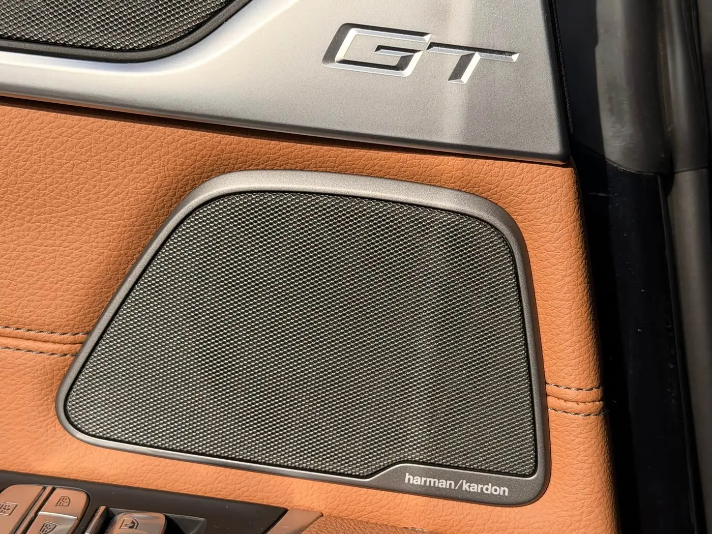 BMW 6 Series GT 2021 — Photo 19/20