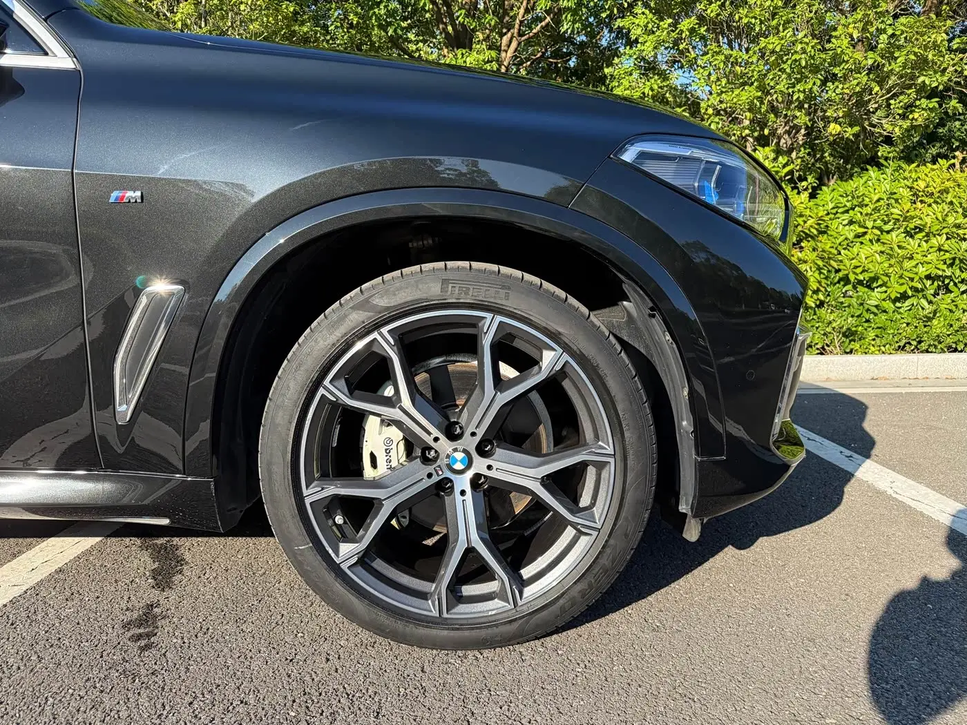 BMW X5 2022 — Photo 8/20