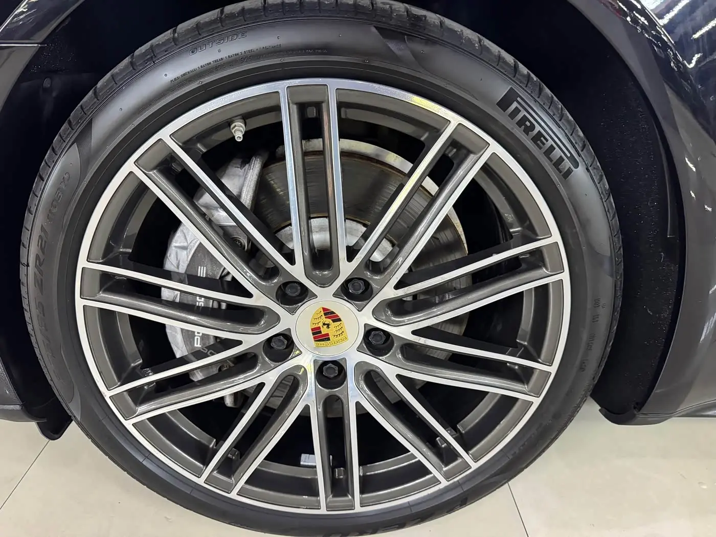 Porsche Panamera 2018 — Photo 4/19