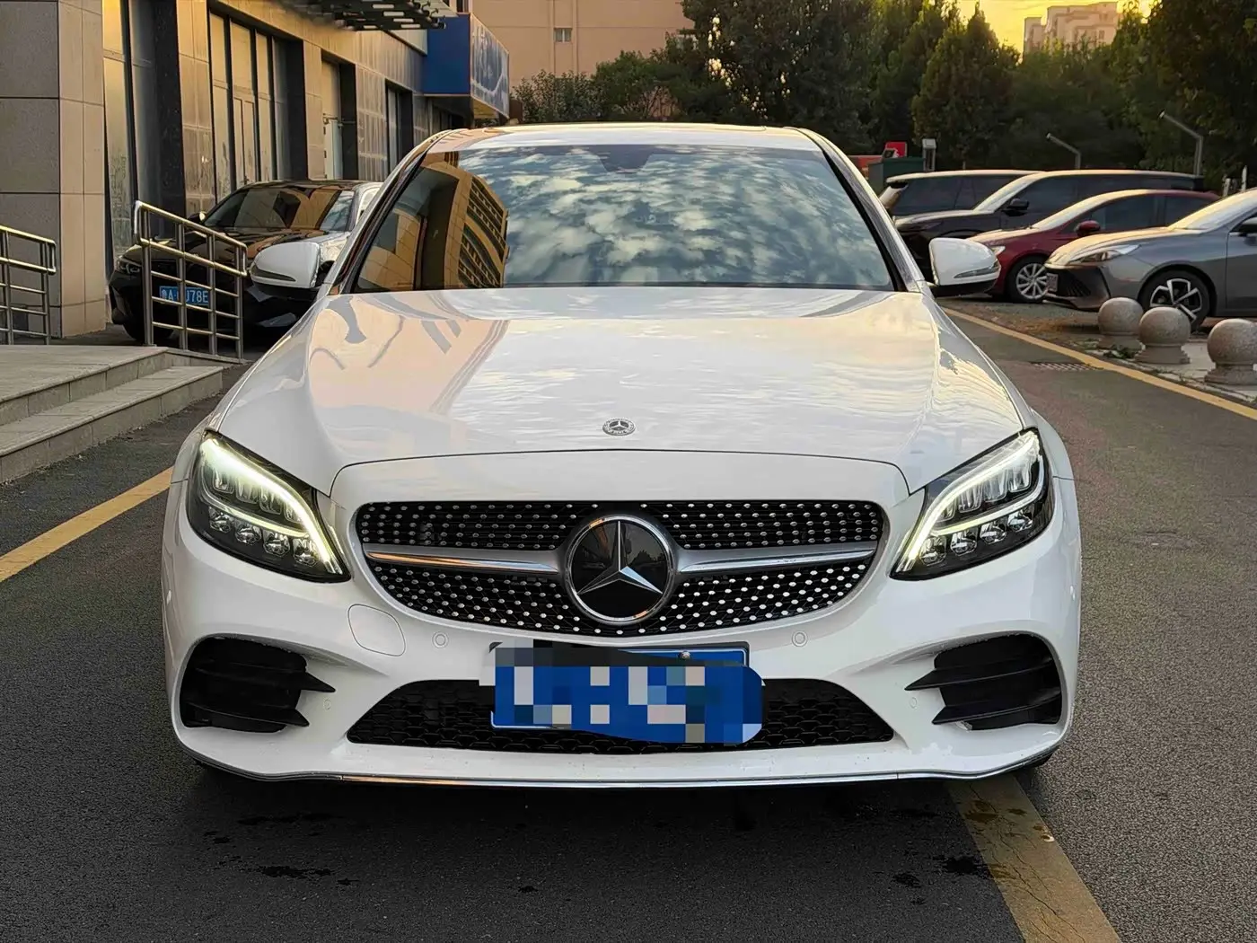 Mercedes-Benz C-Class 2020 — Photo 2/9