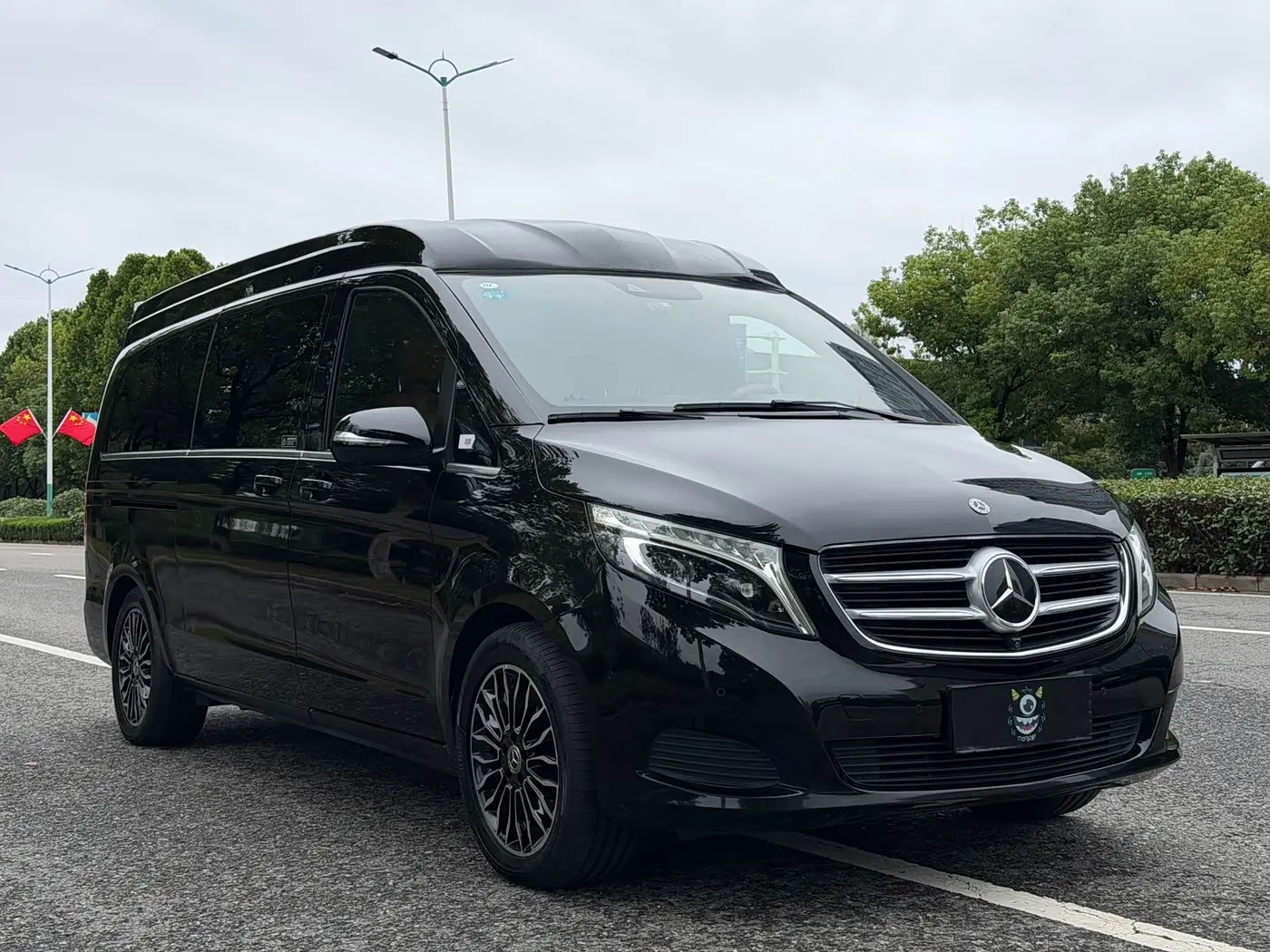 Mercedes-Benz V-Class 2020 — Photo 3/19