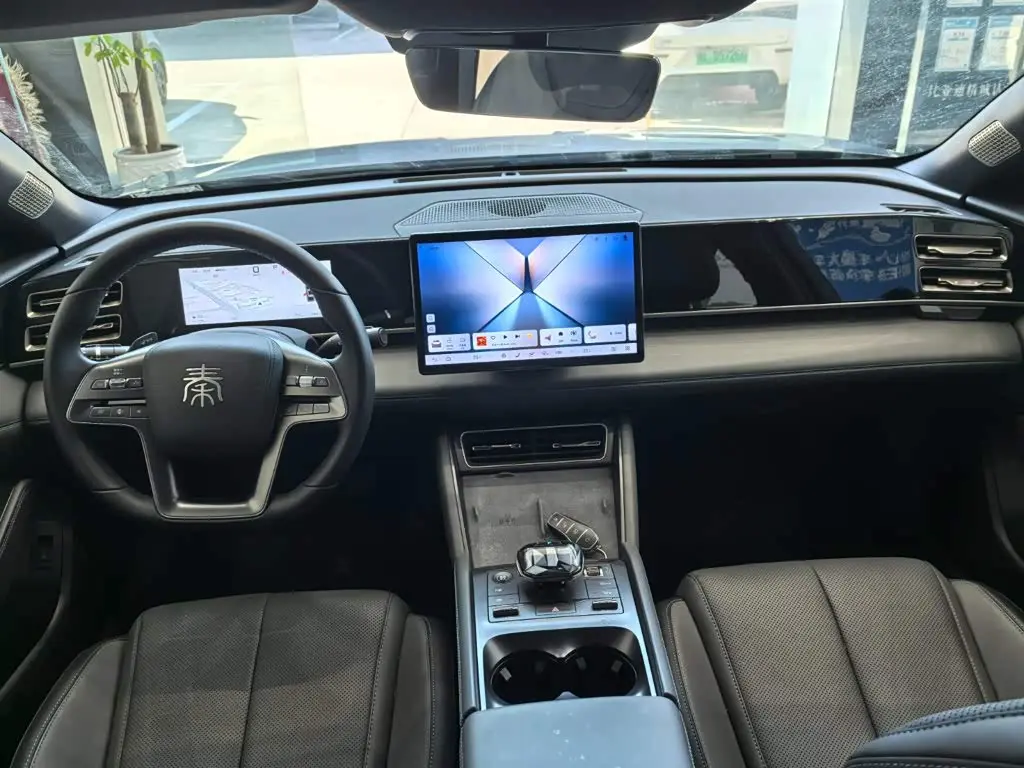 BYD Qin L 2025 — Photo 12/12