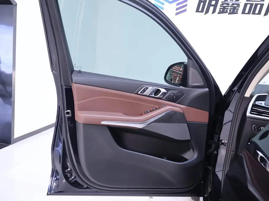 BMW X5 2020 — Фото 18/20