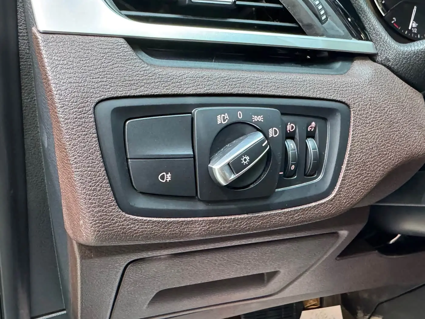 BMW X1 2023 — Photo 13/19