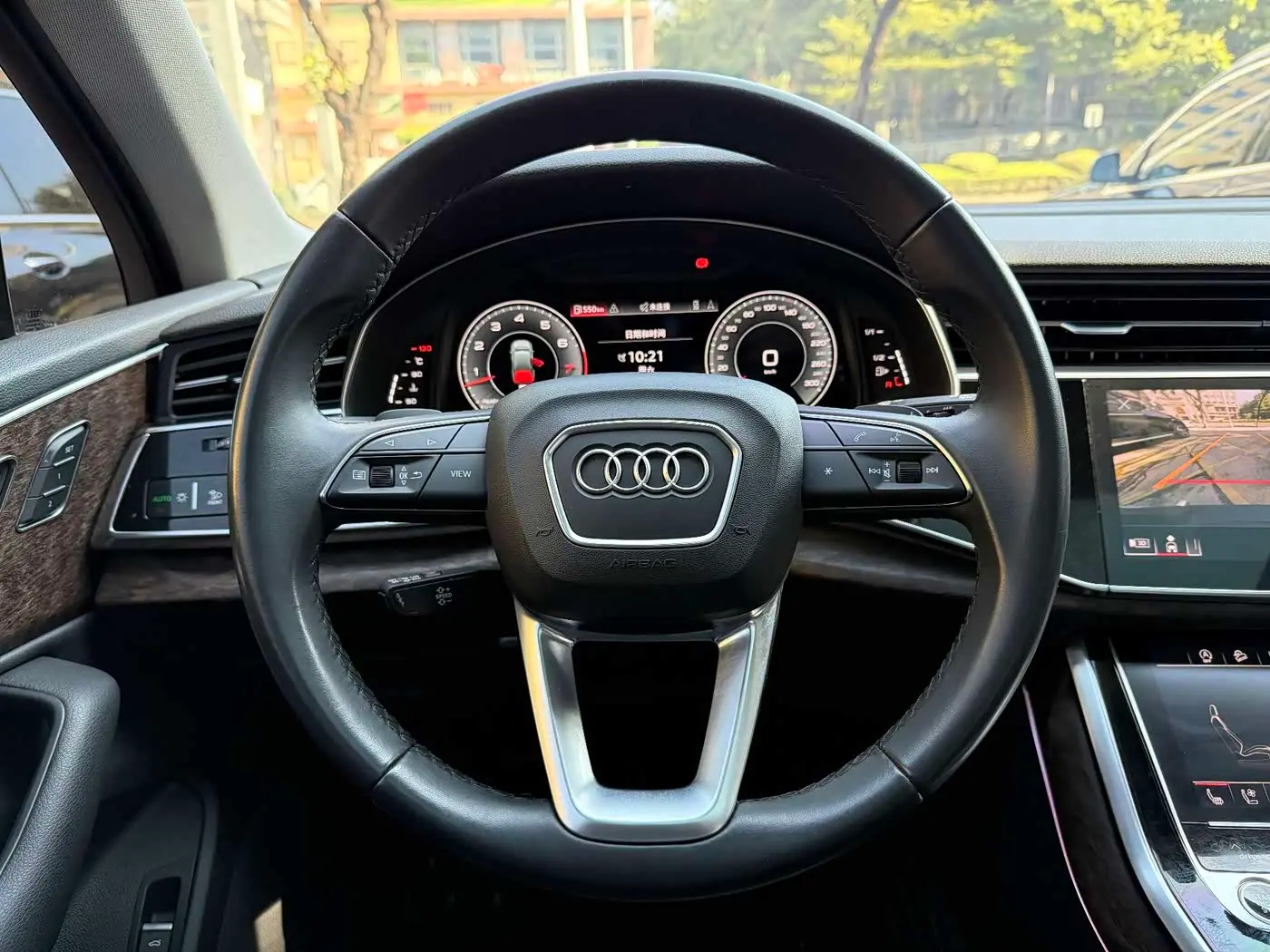 Audi Q7 2021 — Photo 12/20