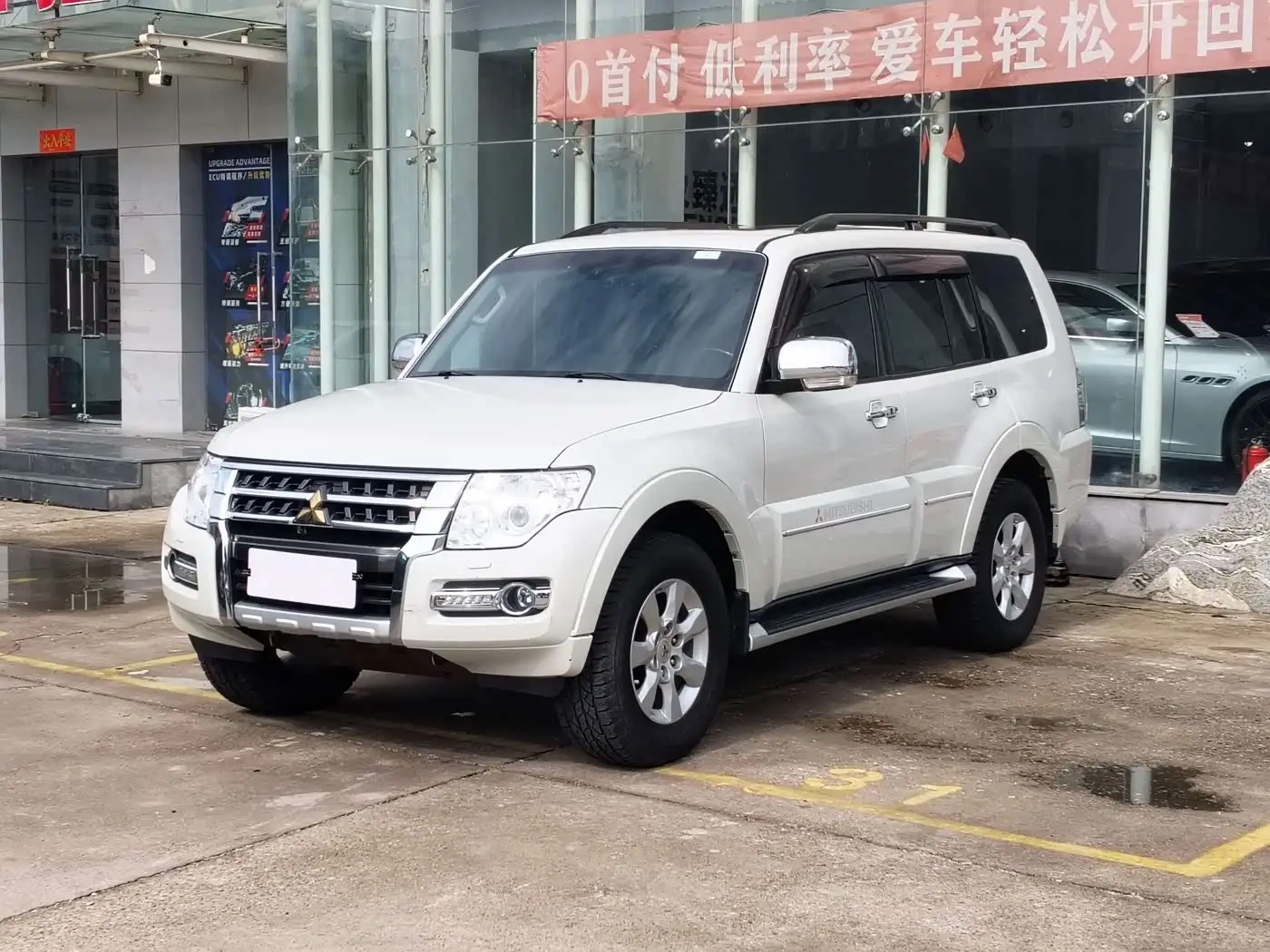 Mitsubishi Pajero, 2016