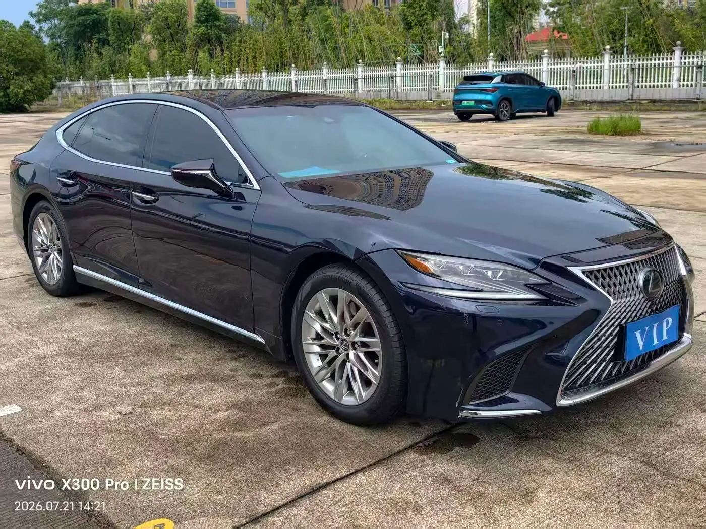 Lexus LS 2020 — Фото 3/15