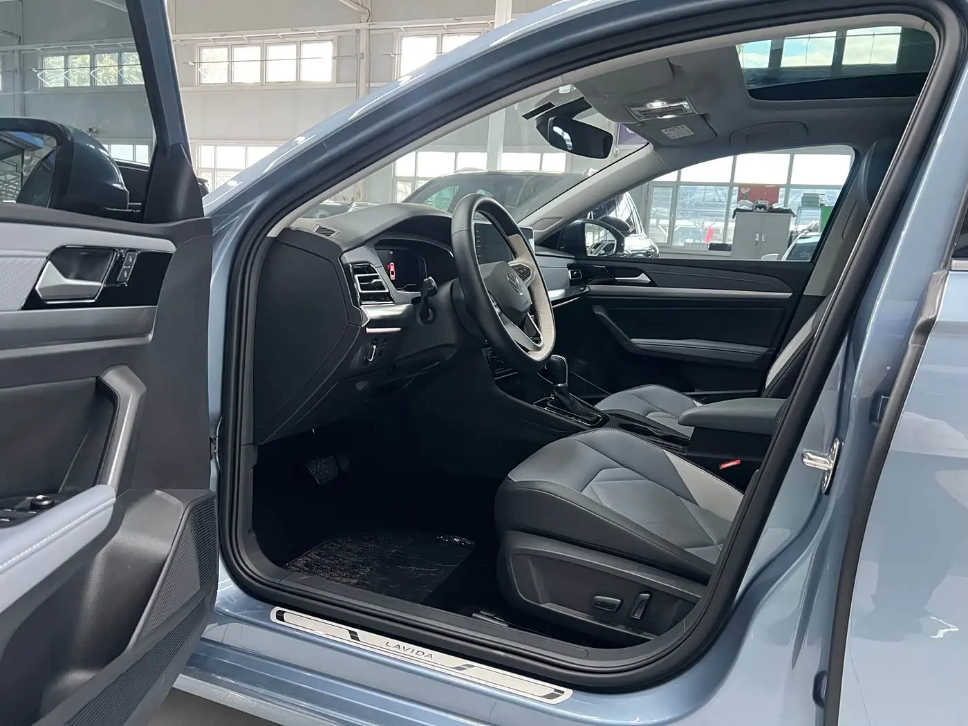 Volkswagen Lavida 2022 — Photo 4/20