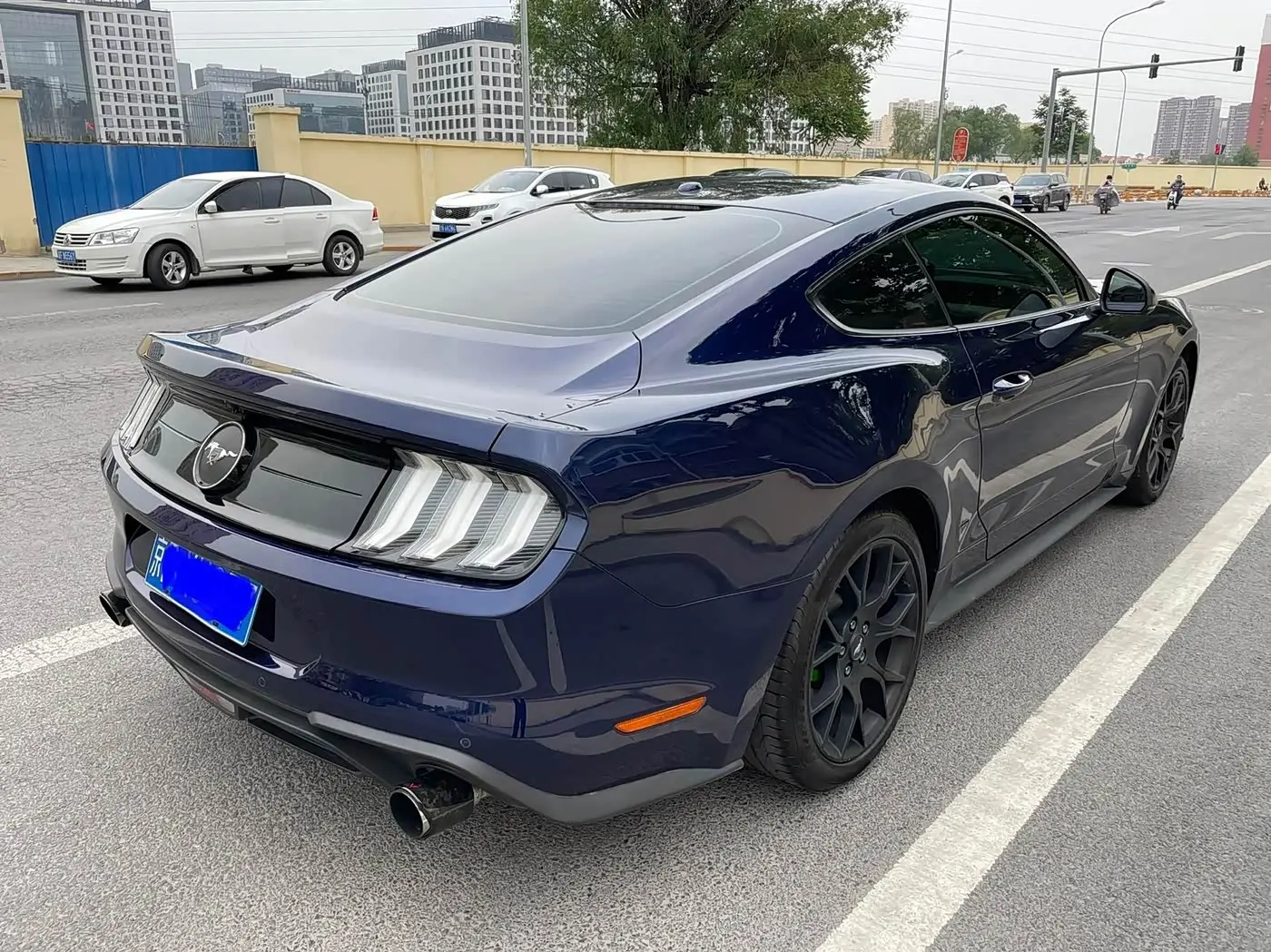 Ford Mustang 2021 — Photo 4/17