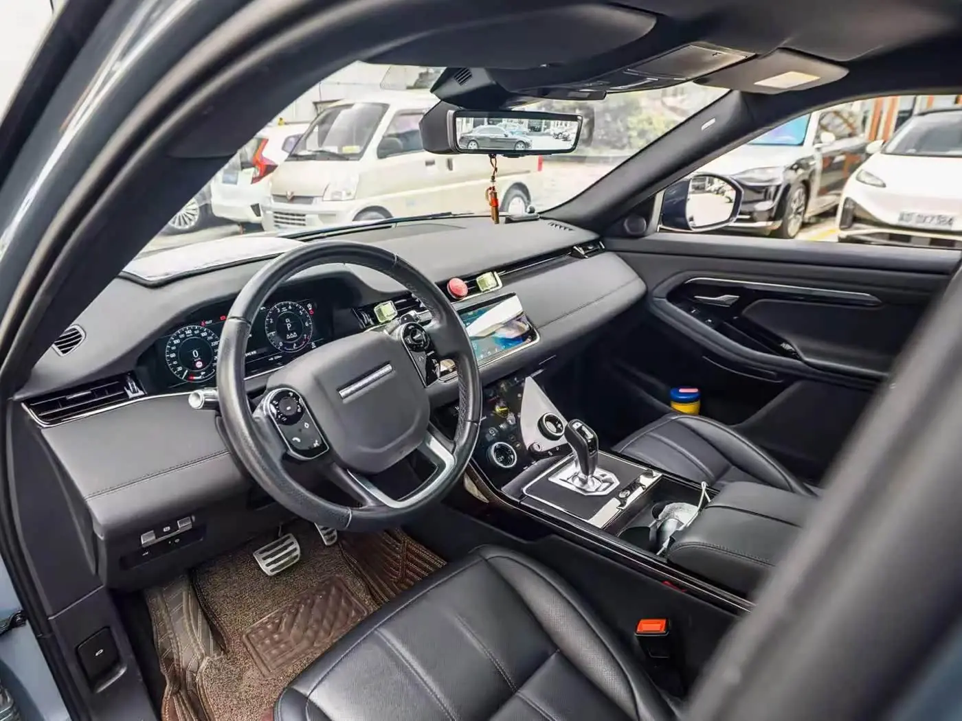 Land Rover Range Rover Evoque 2021 — Фото 7/9