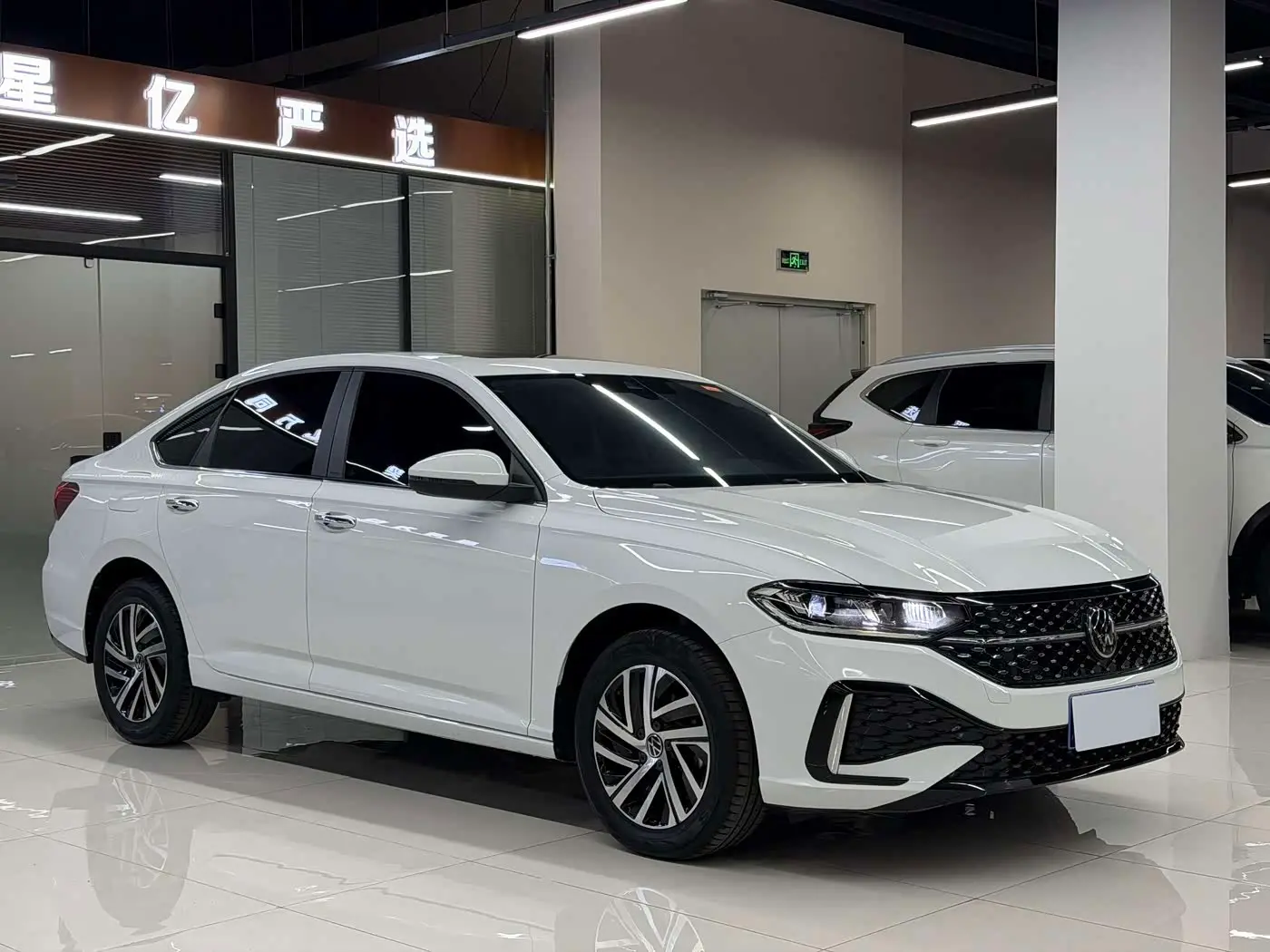 Volkswagen Lavida 2023 — Photo 3/19