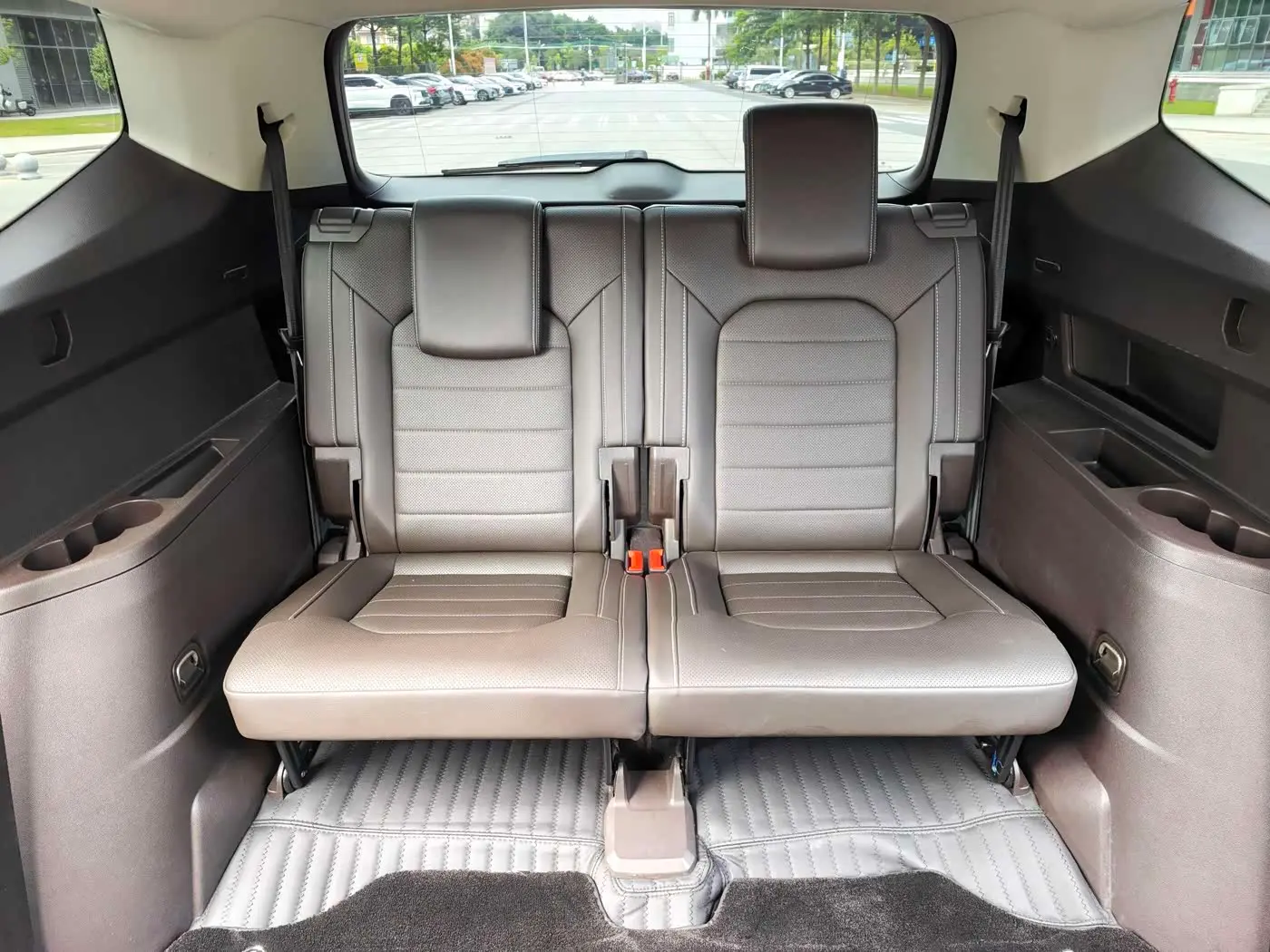 Volkswagen Teramont 2018 — Фото 10/20
