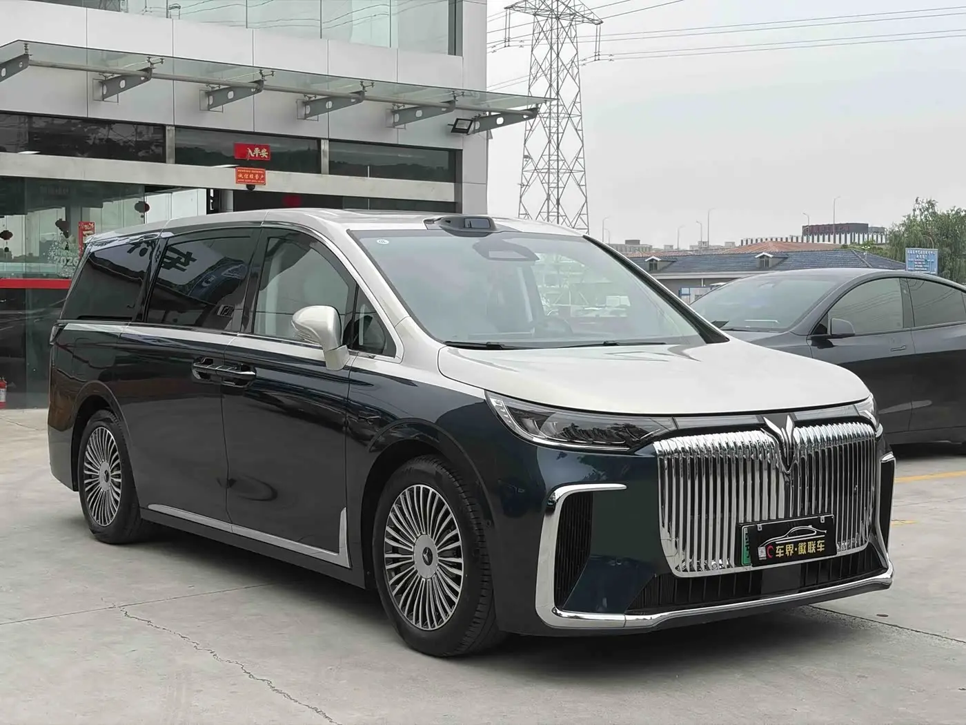 Voyah Auto Voyah Dreamer 2024 — Photo 3/12