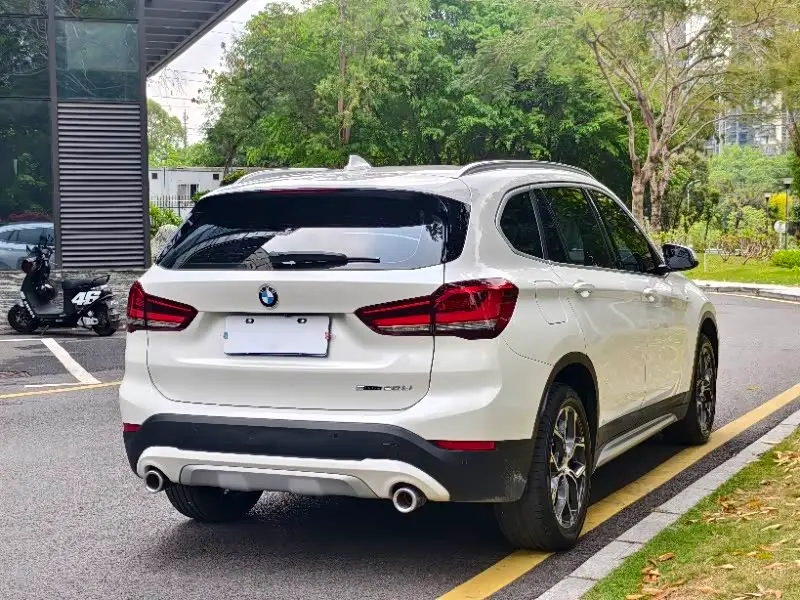 BMW X1 2020 — Фото 12/15