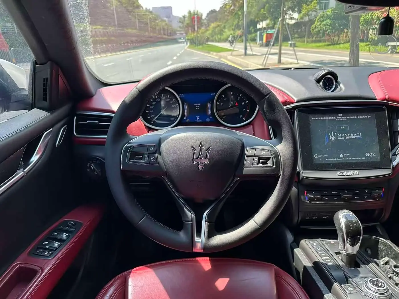 Maserati Ghibli 2018 — Şəkil 7/9