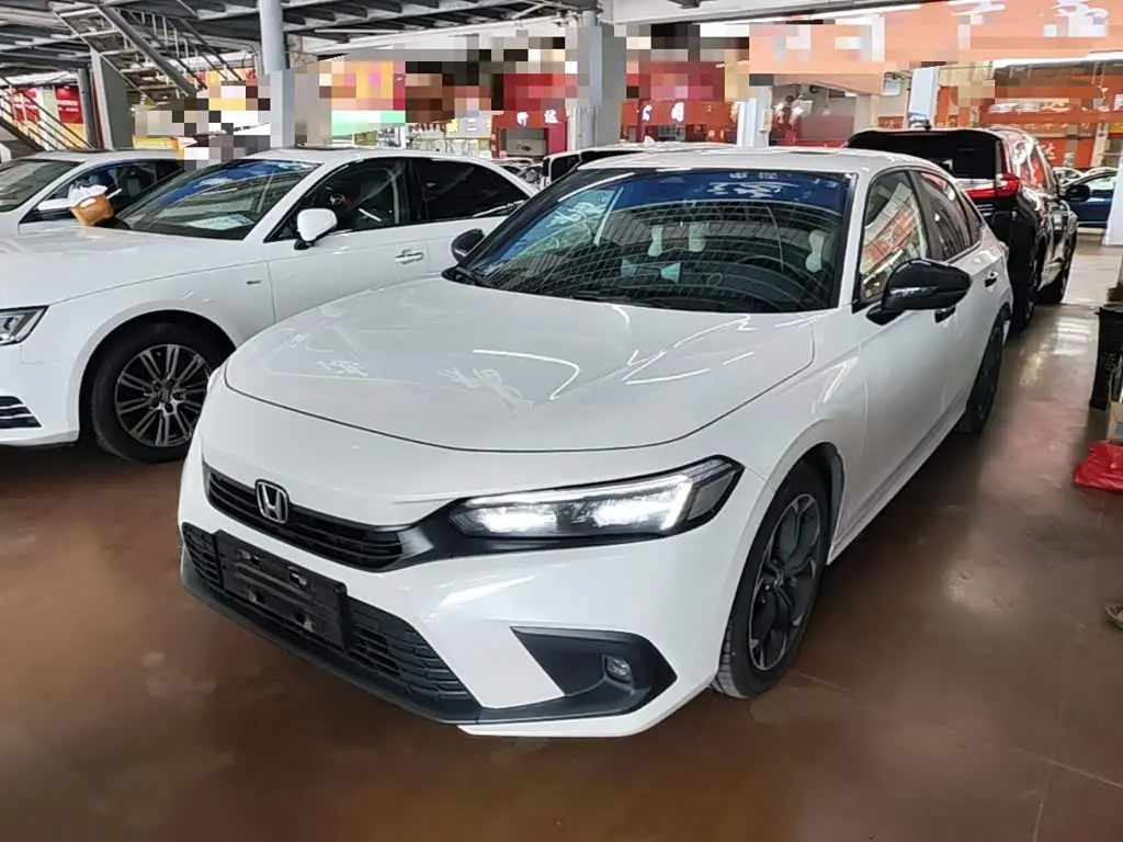 Honda Civic 2023 — Фото 1/20