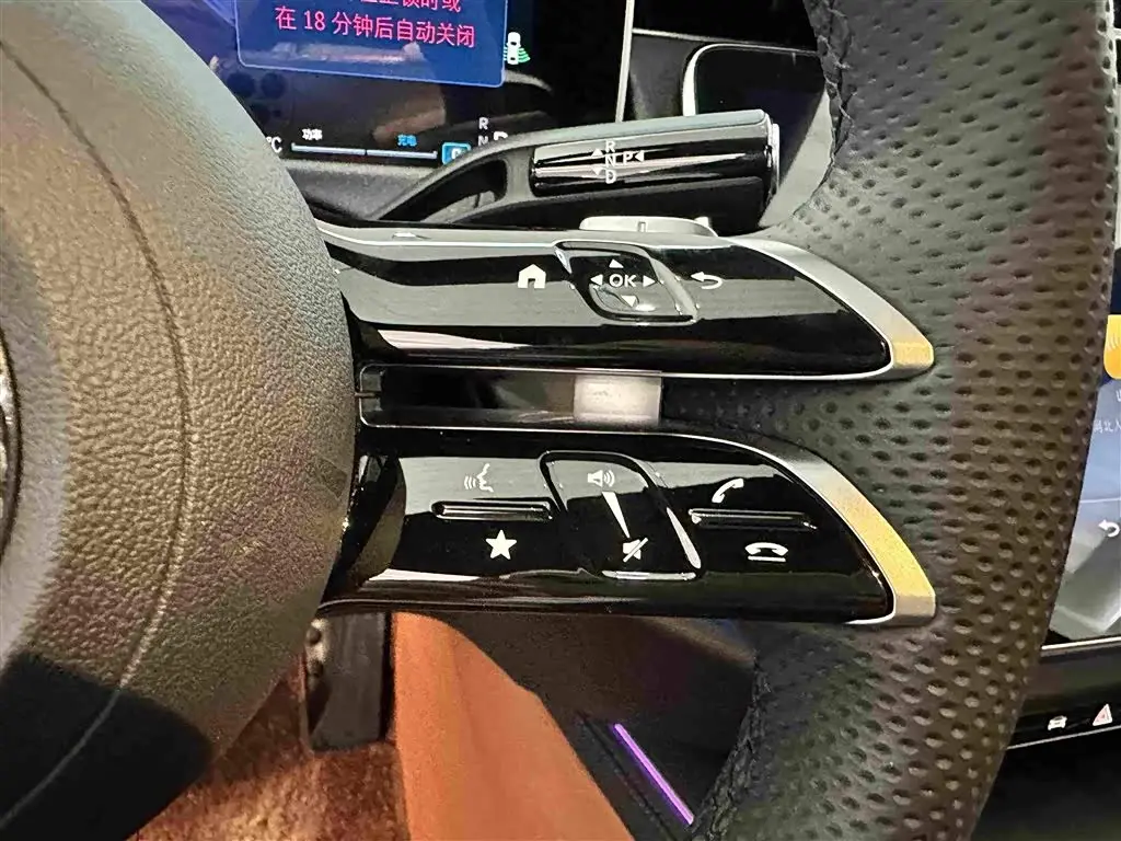 Mercedes-Benz E-Class 2025 — Фото 11/20