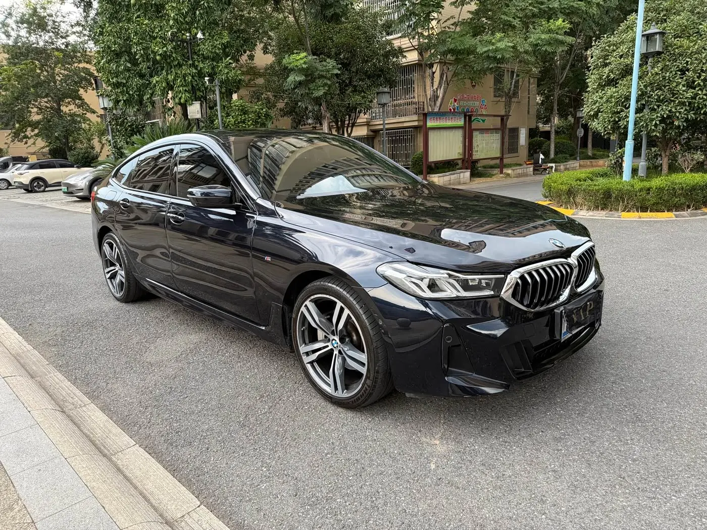 BMW 6 Series GT 2021 — Photo 3/9