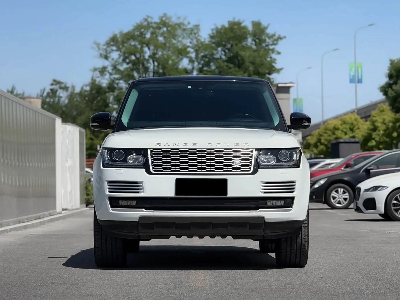Land Rover Range Rover 2016 — Фото 2/20