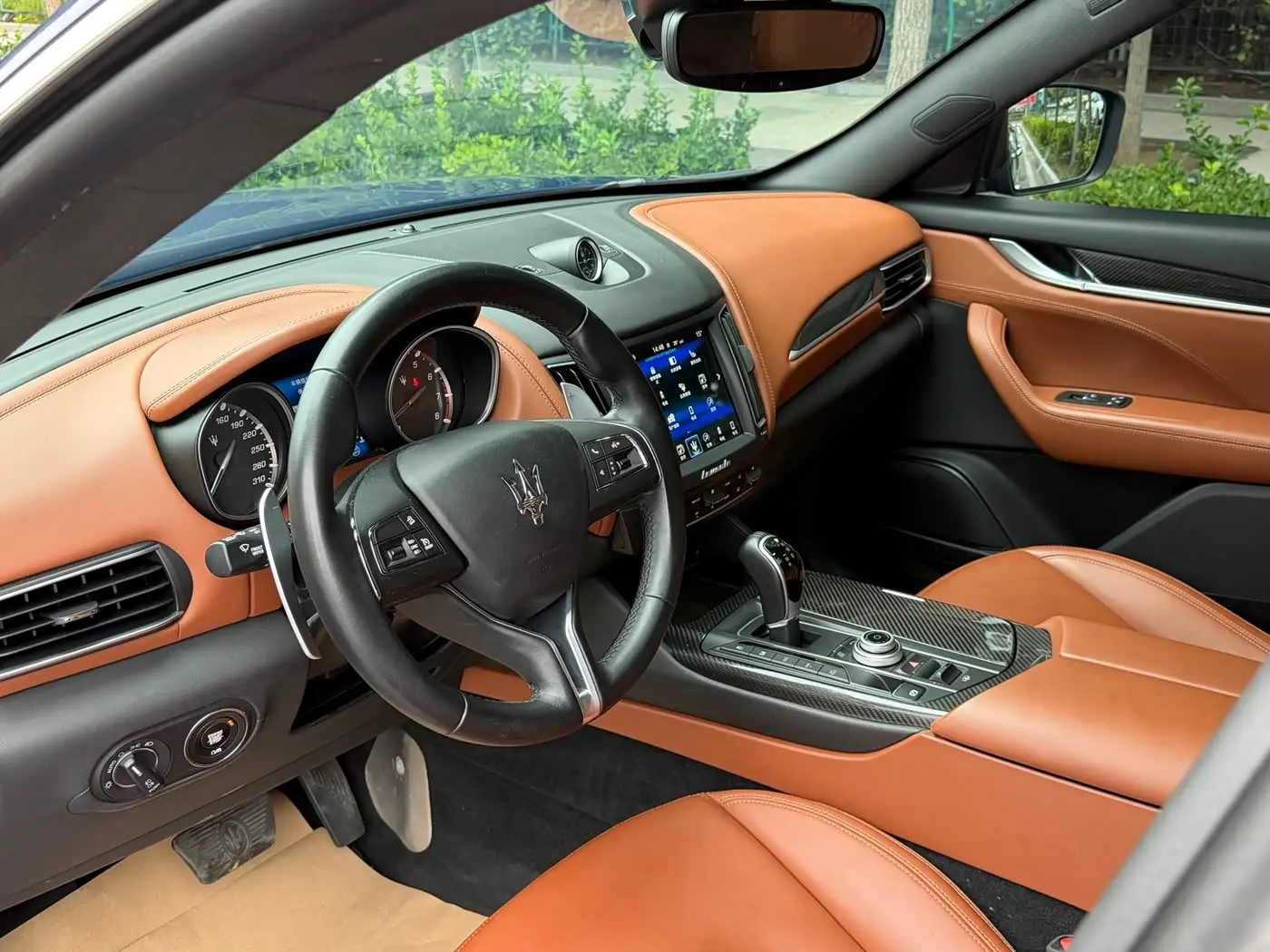 Maserati Levante 2017 — Photo 15/20