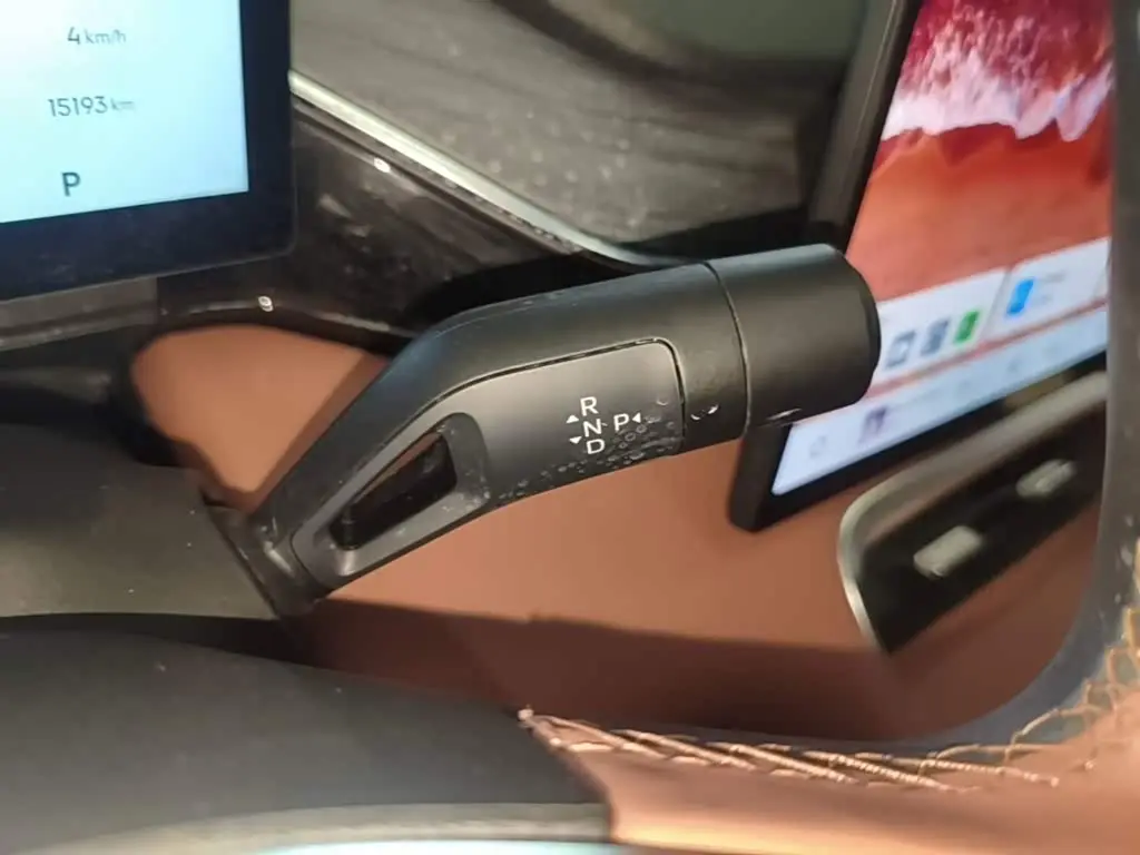 Geely Galaxy Galaxy L6 2025 — Şəkil 14/20