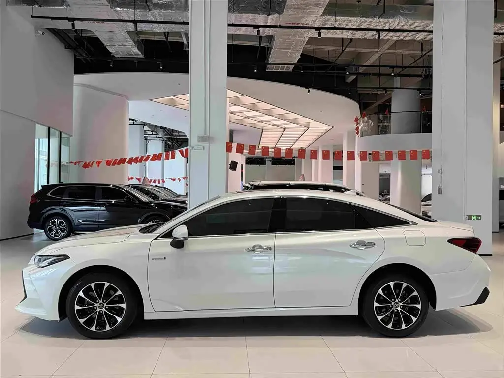 Toyota Avalon 2024 — Photo 13/20