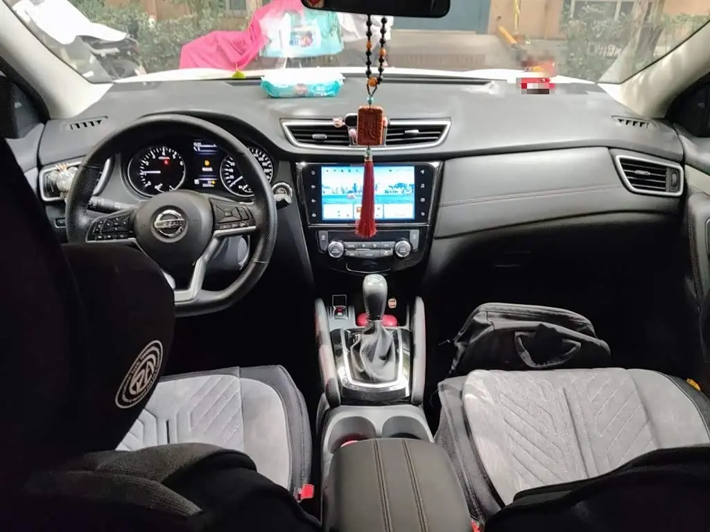 Nissan Qashqai 2023 — Photo 13/20