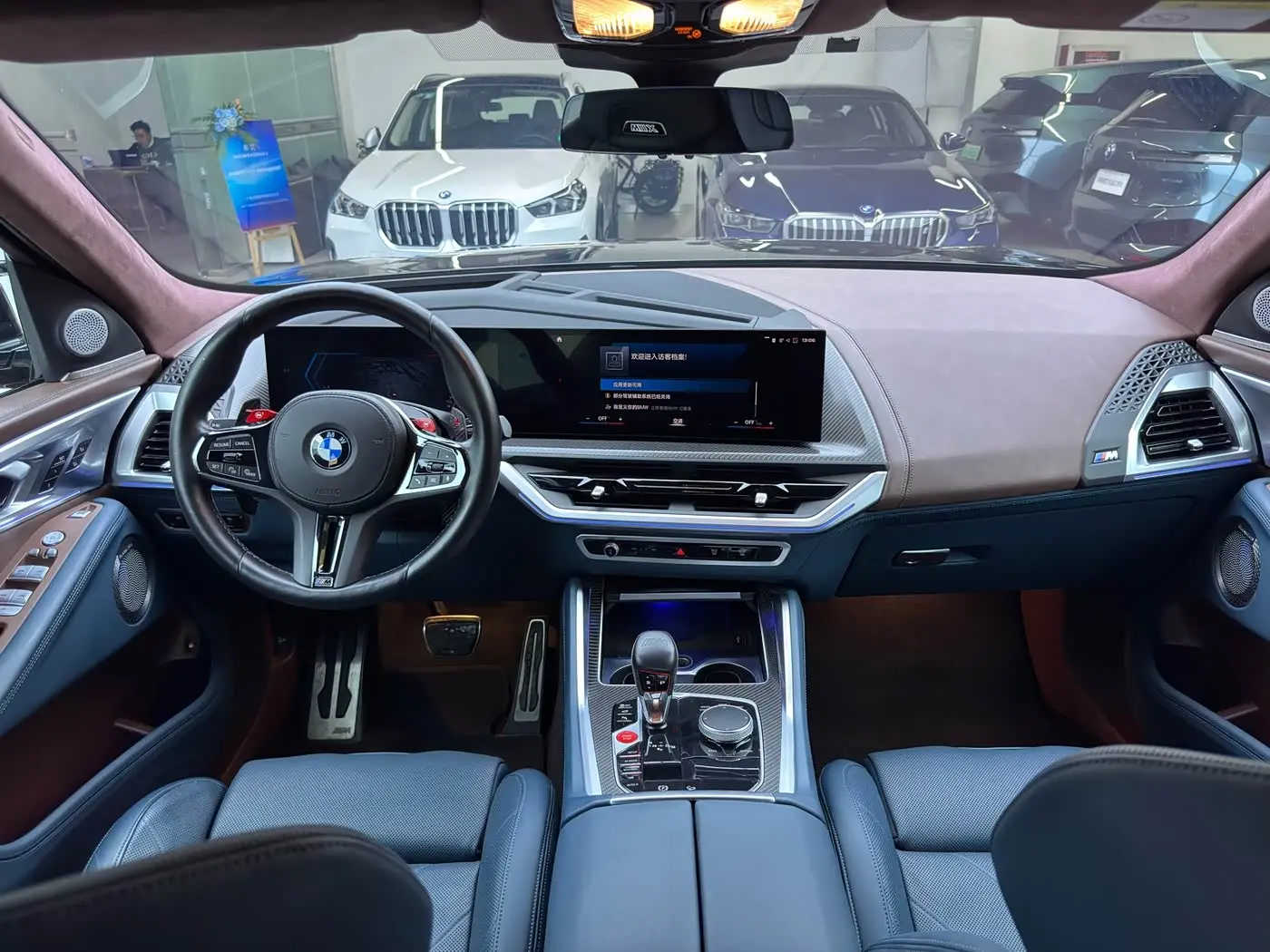 BMW XM 2023 — Фото 14/19