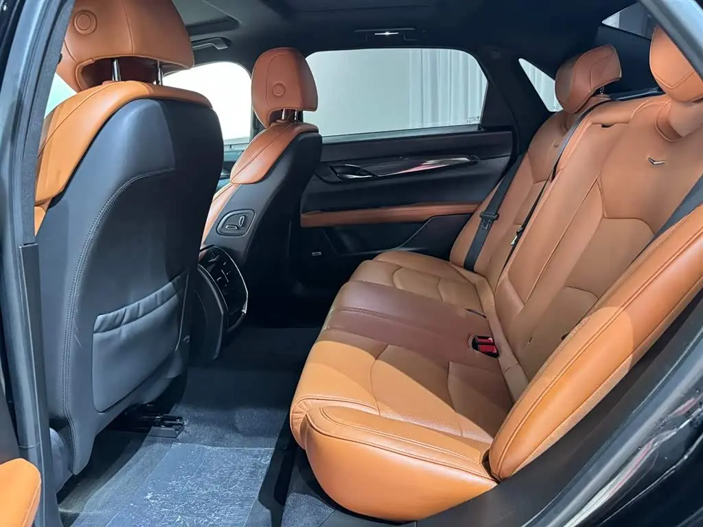 Cadillac CT6 2021 — Photo 18/20
