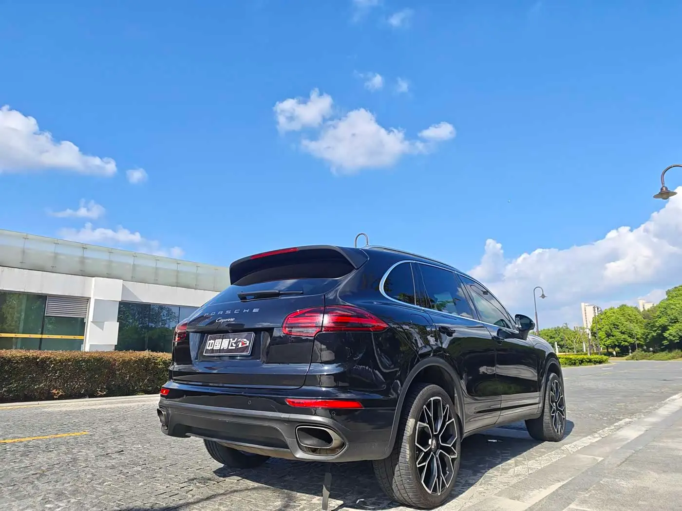 Porsche Cayenne 2016 — ფოტო 9/9