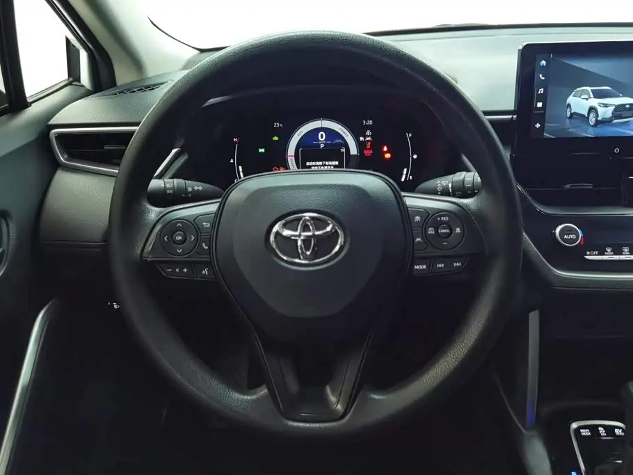 Toyota Corolla Cross 2024 — Şəkil 15/16