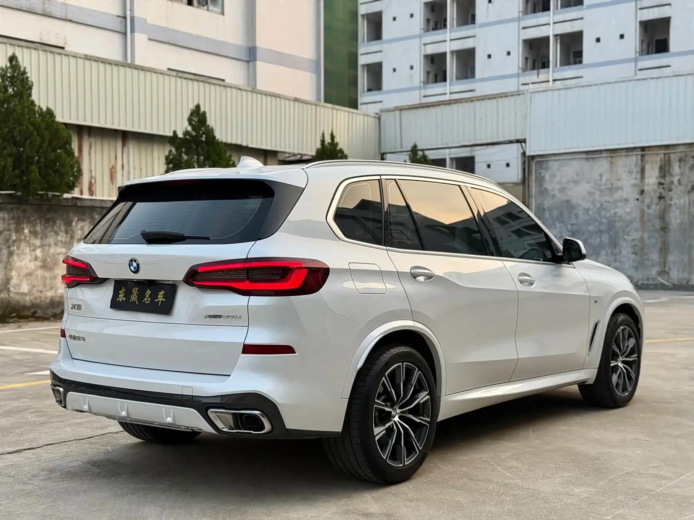 BMW X5 2023 — Фото 18/18