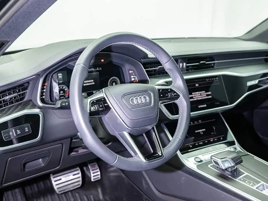 Audi A6L 2024 — Photo 8/20