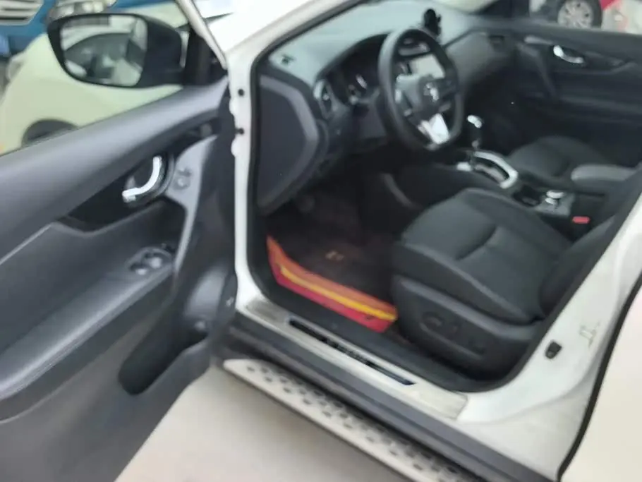 Nissan X-Trail 2019 — Photo 7/16
