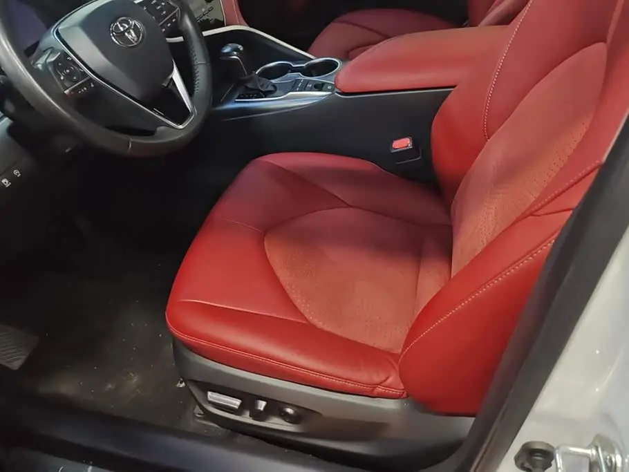 Toyota Camry 2021 — Şəkil 9/16