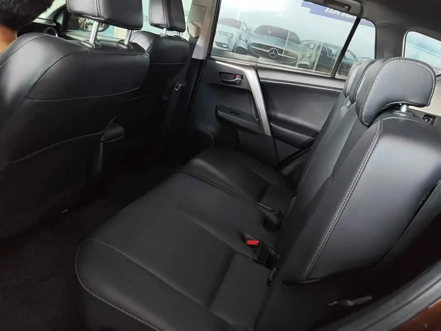 Toyota RAV4 Rongfang 2015 — Photo 11/16