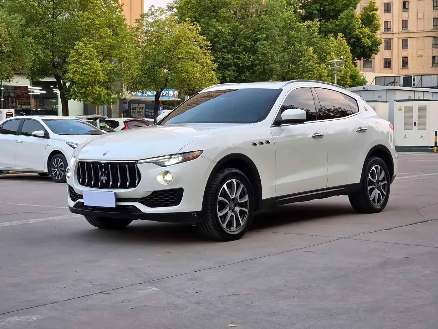Maserati Levante 2017 — Photo 1/18