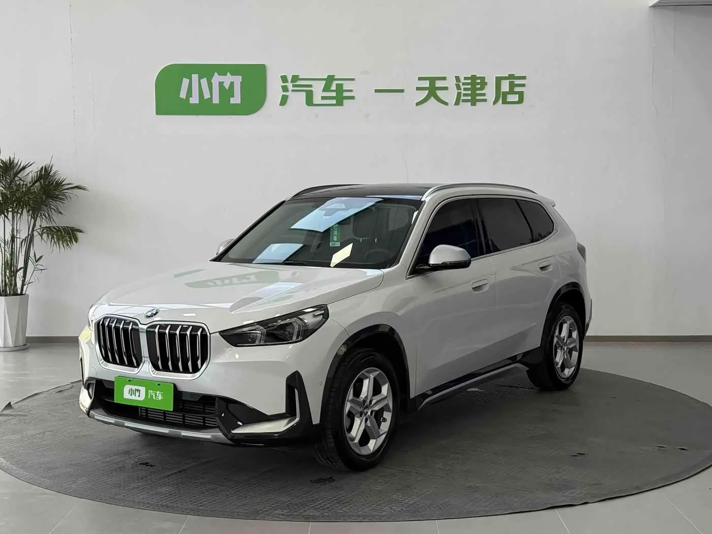 BMW X1 2023 — Фото 1/20