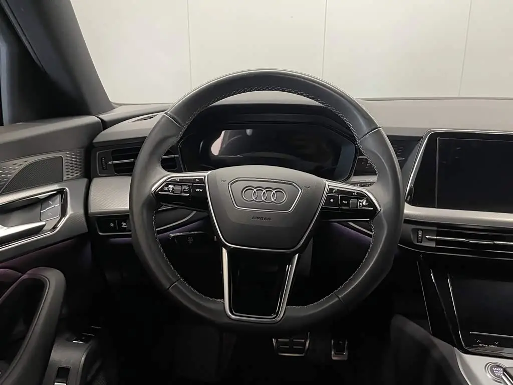 Audi Q6 2024 — Photo 13/20