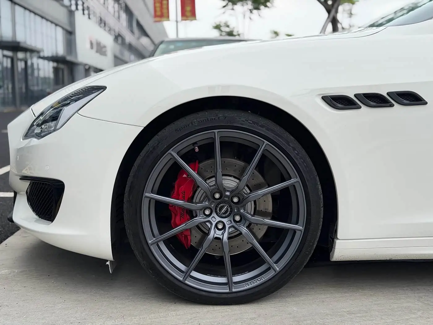 Maserati Quattroporte 2022 — Photo 17/17